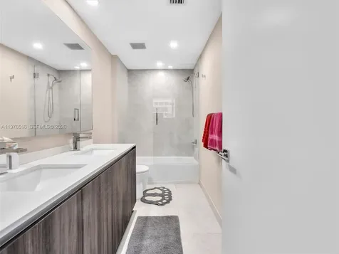 488 NE 18th Street Miami FL 33132