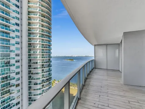 488 NE 18th Street Miami FL 33132