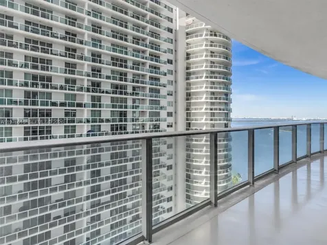 488 NE 18th Street Miami FL 33132