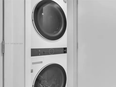 488 NE 18th Street Miami FL 33132