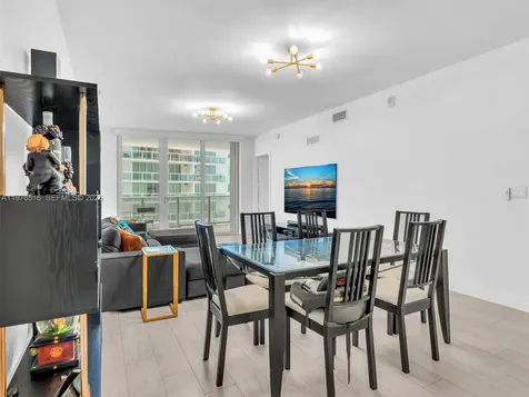 488 NE 18th Street Miami FL 33132