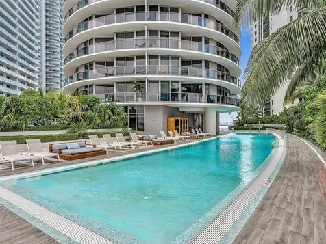 488 NE 18th Street Miami FL 33132