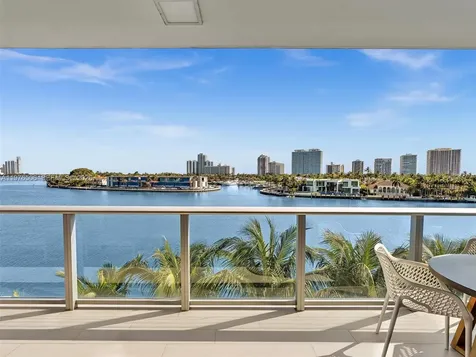 10201 E Bay Harbor Drive Bay Harbor Islands FL 33154
