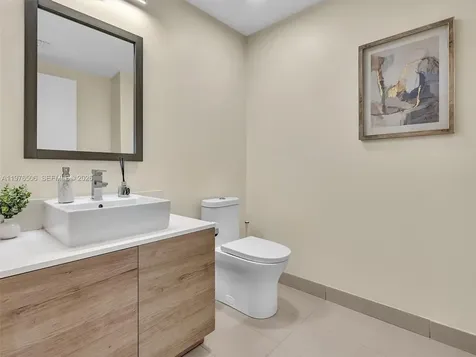 10201 E Bay Harbor Drive Bay Harbor Islands FL 33154