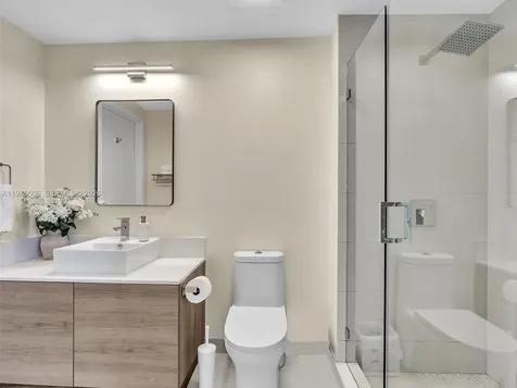 10201 E Bay Harbor Drive Bay Harbor Islands FL 33154