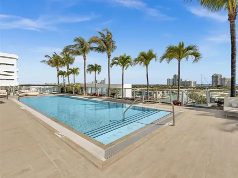 10201 E Bay Harbor Drive Bay Harbor Islands FL 33154