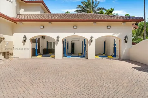 11400 SW 67th Avenue Pinecrest FL 33156