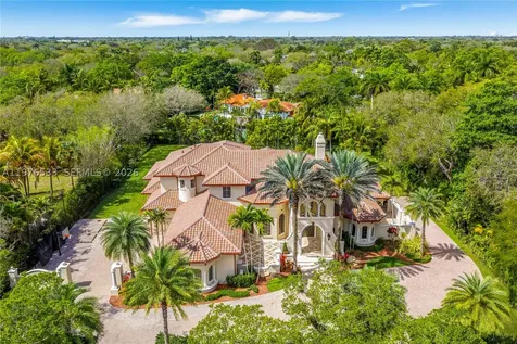 11400 SW 67th Avenue Pinecrest FL 33156