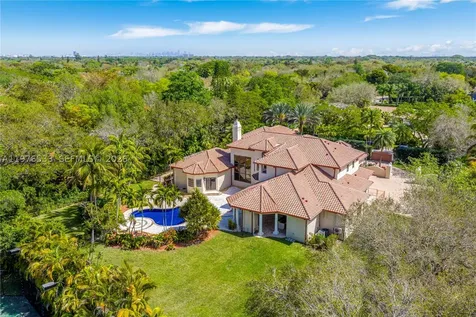 11400 SW 67th Avenue Pinecrest FL 33156
