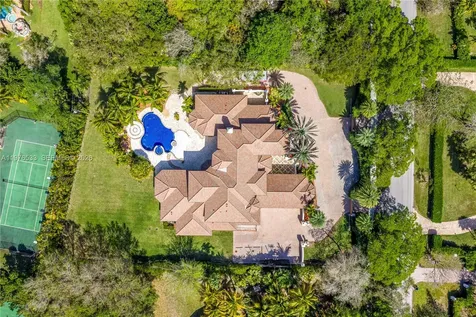 11400 SW 67th Avenue Pinecrest FL 33156