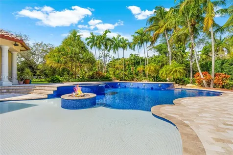 11400 SW 67th Avenue Pinecrest FL 33156