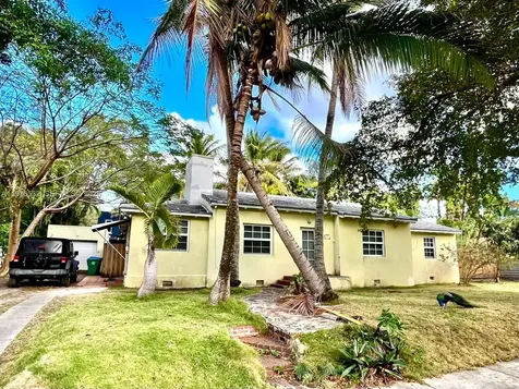 901 NW 10th Court Miami FL 33136
