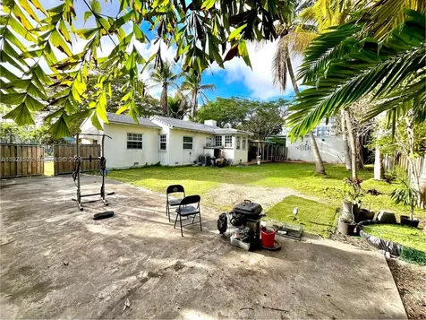 901 NW 10th Court Miami FL 33136