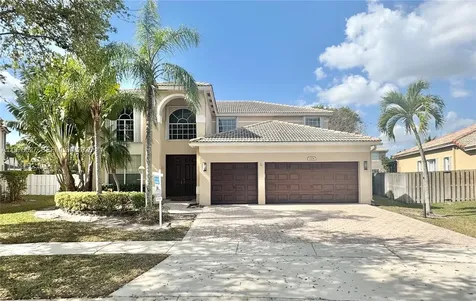 1104 NW 139th Avenue Pembroke Pines FL 33028