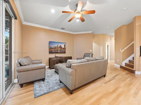 1104 NW 139th Avenue Pembroke Pines FL 33028