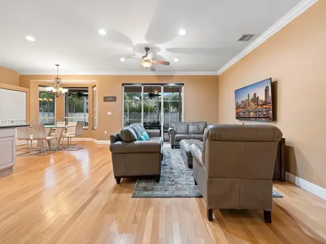1104 NW 139th Avenue Pembroke Pines FL 33028