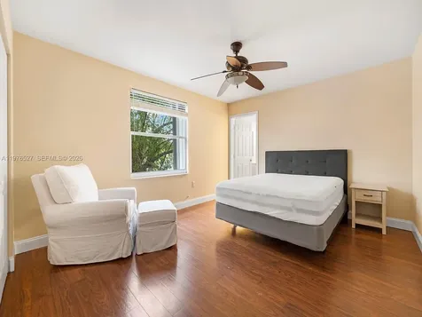 1104 NW 139th Avenue Pembroke Pines FL 33028