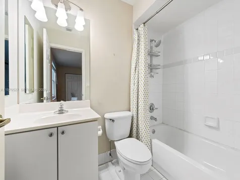 1104 NW 139th Avenue Pembroke Pines FL 33028