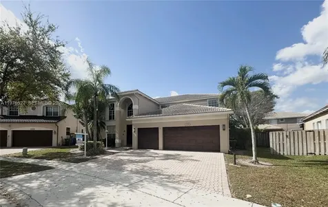 1104 NW 139th Avenue Pembroke Pines FL 33028