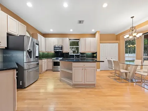 1104 NW 139th Avenue Pembroke Pines FL 33028