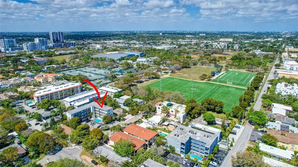 609 NE 13th Avenue Fort Lauderdale FL 33304