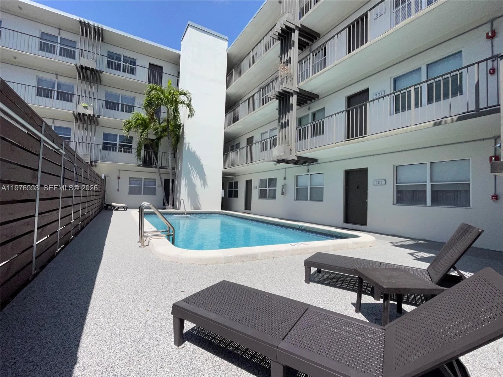609 NE 13th Avenue Fort Lauderdale FL 33304