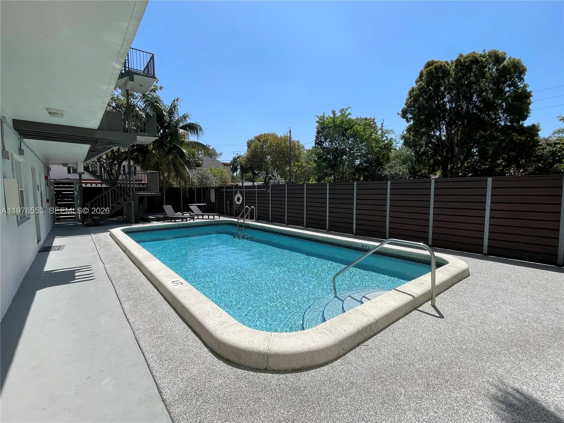 609 NE 13th Avenue Fort Lauderdale FL 33304