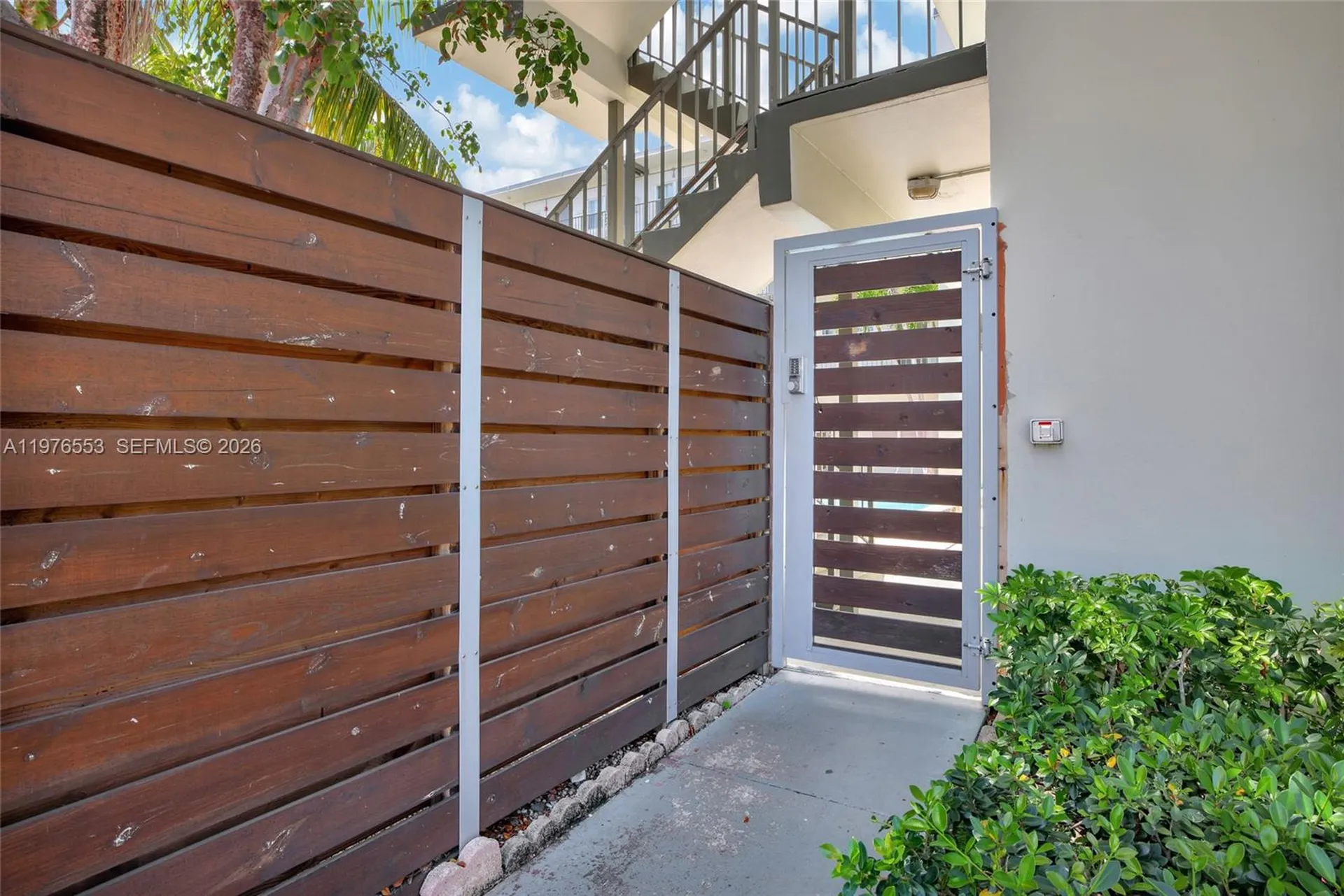 609 NE 13th Avenue Fort Lauderdale FL 33304