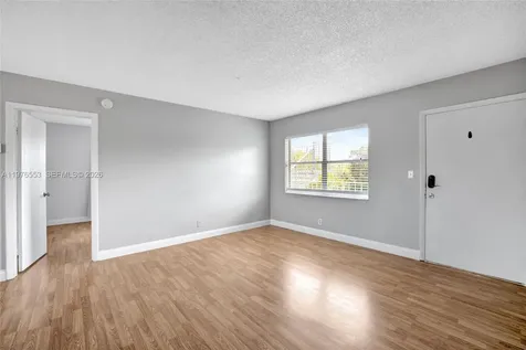 609 NE 13th Avenue Fort Lauderdale FL 33304