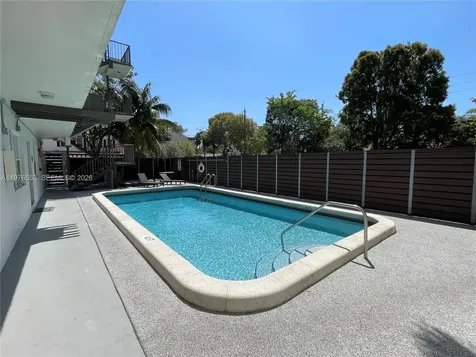 609 NE 13th Avenue Fort Lauderdale FL 33304