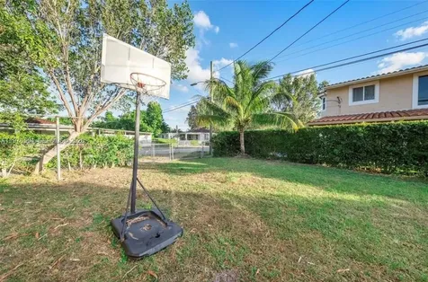 5300 SW 6th Street Miami FL 33134