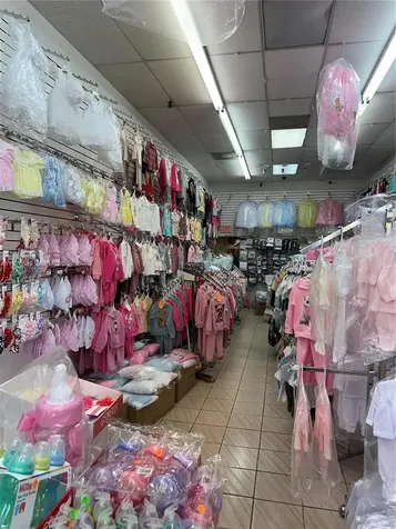 1708 W 68 Street Hialeah FL 33014