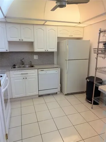 4166 Inverrary Drive Lauderhill FL 33319