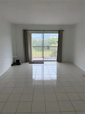 4166 Inverrary Drive Lauderhill FL 33319
