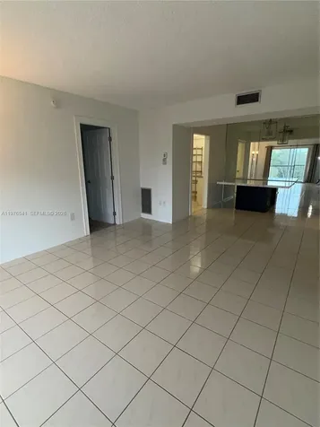 4166 Inverrary Drive Lauderhill FL 33319