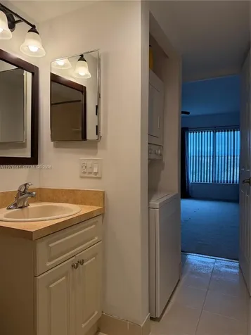 4166 Inverrary Drive Lauderhill FL 33319