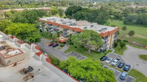 4166 Inverrary Drive Lauderhill FL 33319