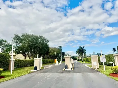 6156 Seashore Drive Atlantis FL 33462