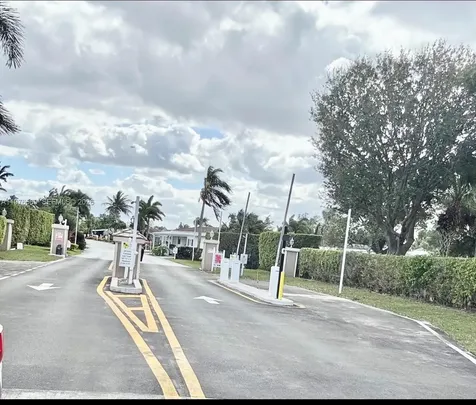 6156 Seashore Drive Atlantis FL 33462