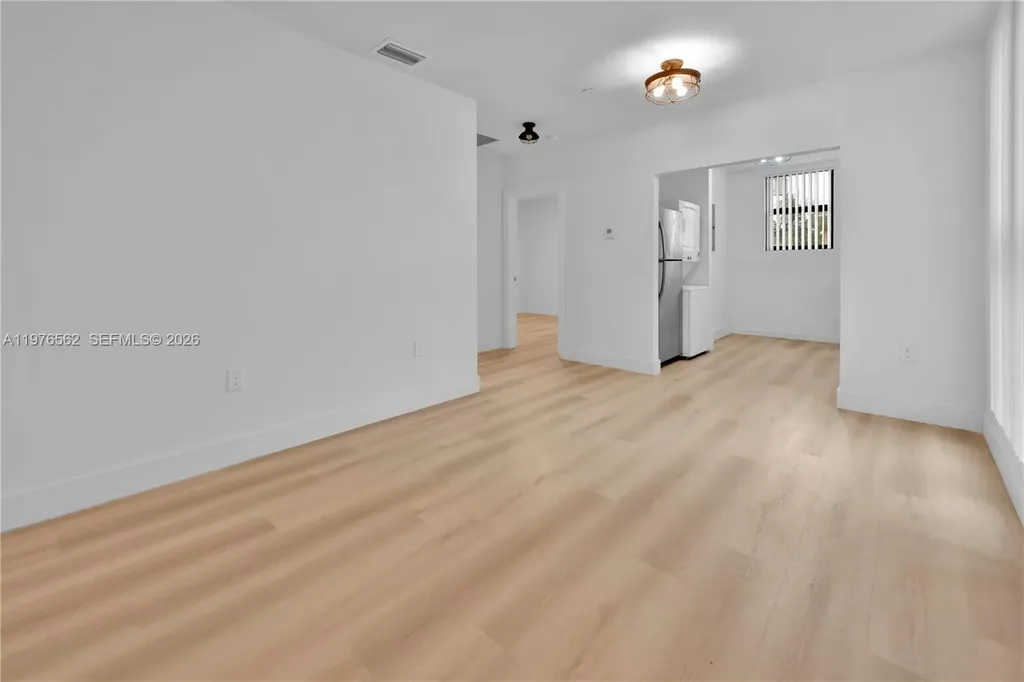1119 SW 6th Street Miami FL 33130