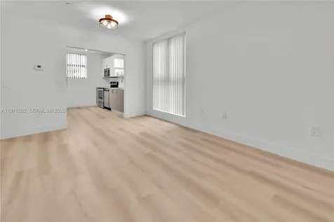 1119 SW 6th Street Miami FL 33130