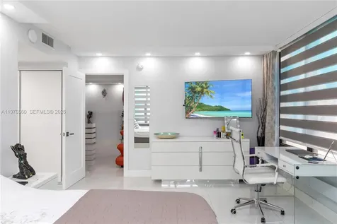 2500 Parkview Drive Hallandale Beach FL 33009