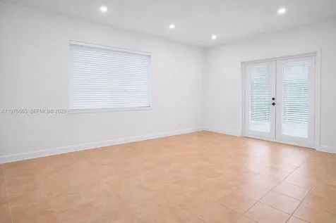 100 SW 30th Road Miami FL 33129