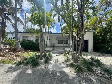 100 SW 30th Road Miami FL 33129