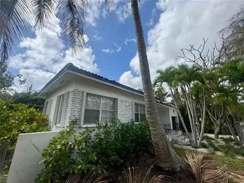 100 SW 30th Road Miami FL 33129
