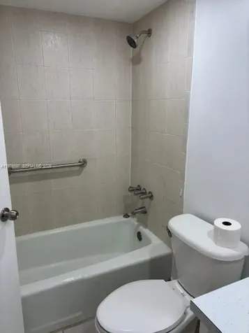 9493 SW 76th Street Miami FL 33173
