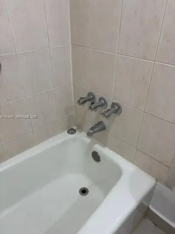 9493 SW 76th Street Miami FL 33173