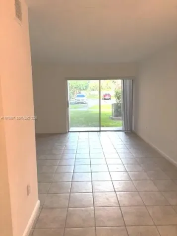 9493 SW 76th Street Miami FL 33173