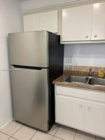 9493 SW 76th Street Miami FL 33173