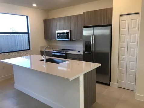 10431 NW 82nd Street Doral FL 33178